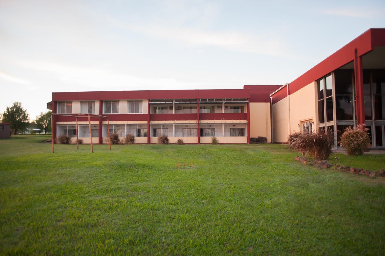 Manantiales Hotel De Turismo Monte Caseros Esterno foto